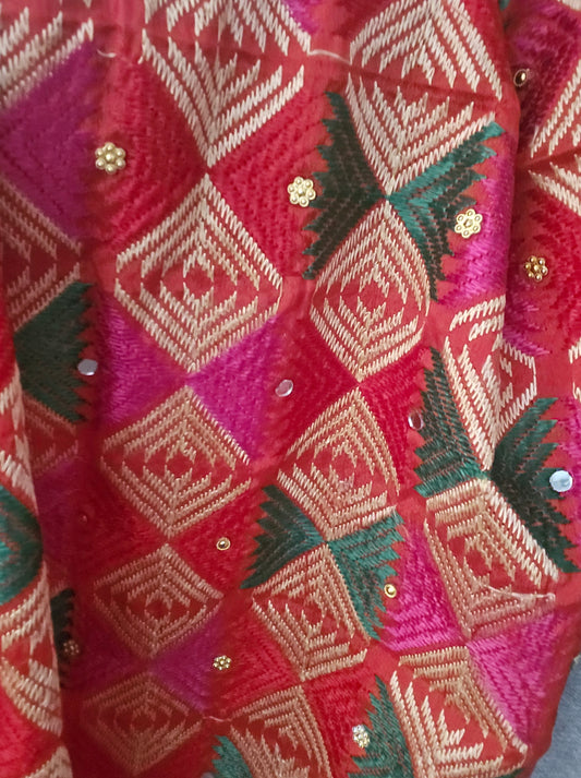 Punjab Heritage Phulkari Stole – Beige & Multicolour