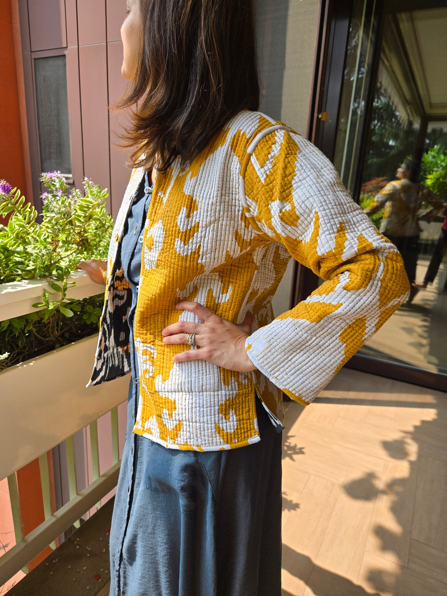 Indian Handmade Kantha Reversible Short Length All Season Bohemian Jacket Ikkat print black/ mustard