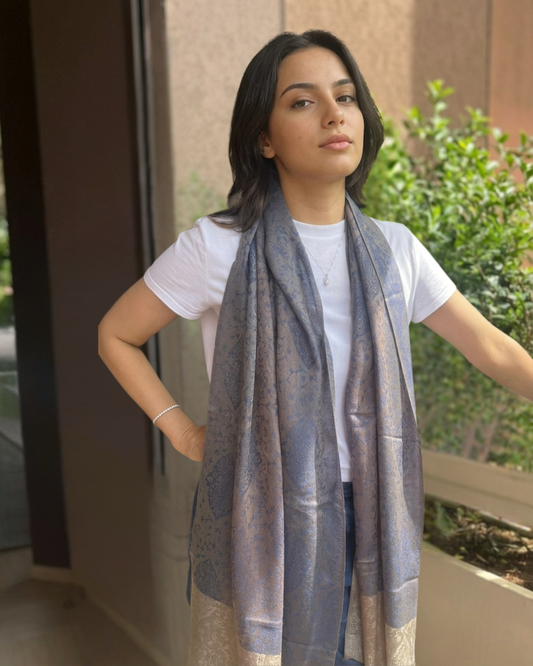 Imperial Paisley: Cream & Blue Fine Wool Kani Stole