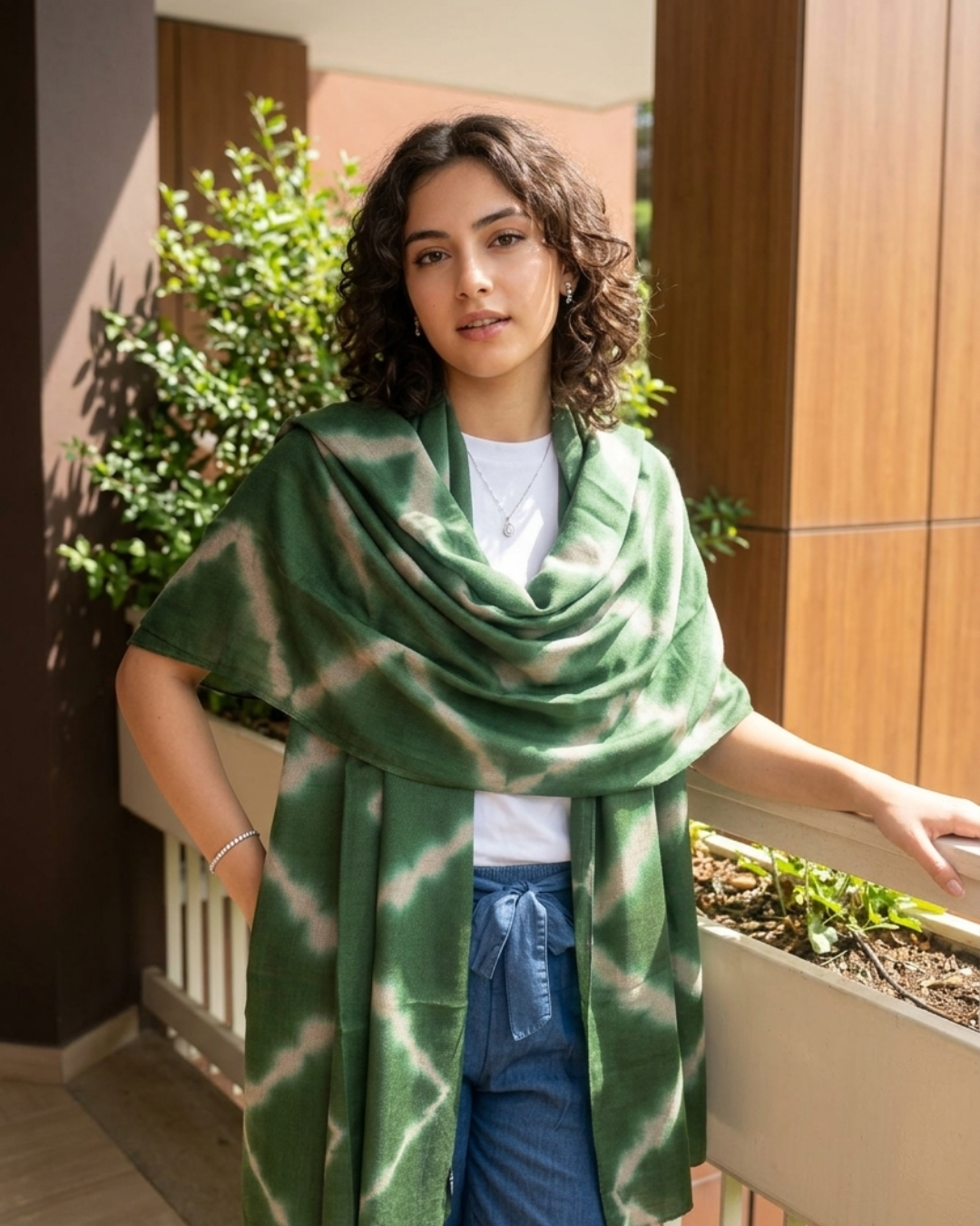 Olive Heritage: Cream & Green Woven Tie-and-Dye Pashmina Shawl