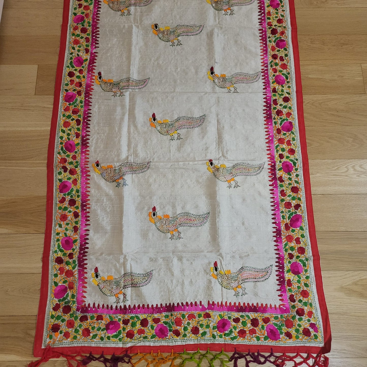 Hand Embroidered Tussar Silk Kantha Scarf/dupatta very elegant cream colour with multicolour thread kantha work