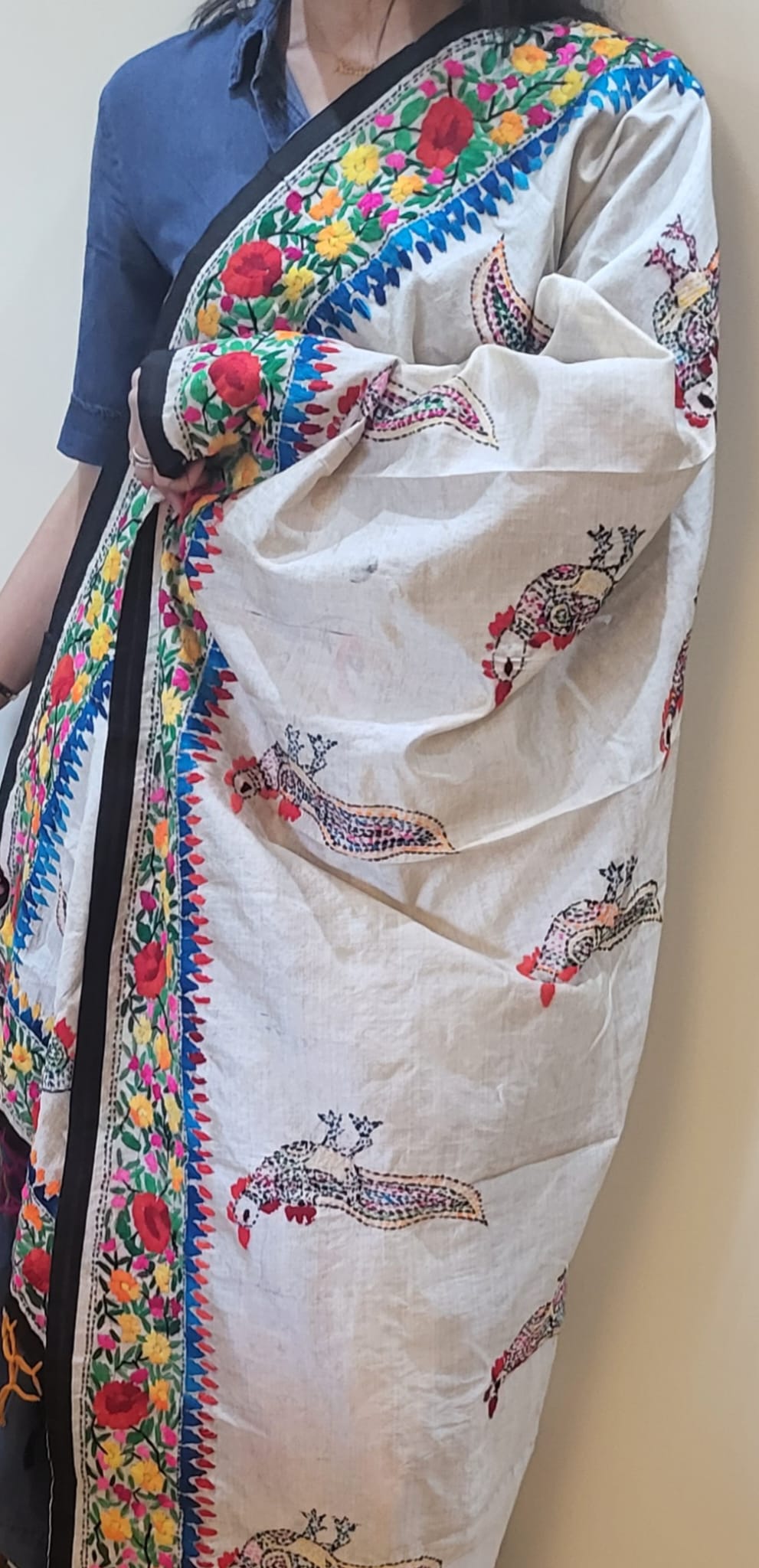 Hand Embroidered Tussar Silk Kantha Scarf/dupatta very elegant cream colour in bird design multicolour thread fine kantha work