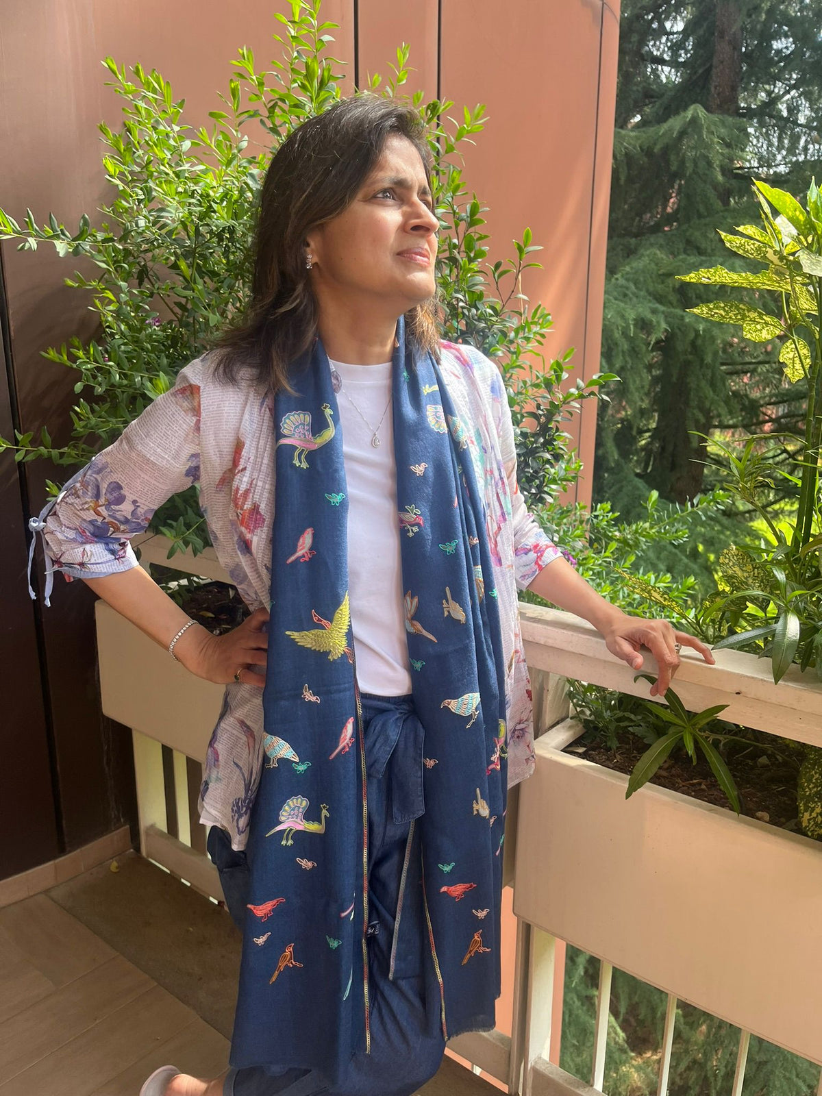 The Midnight Sanctuary: Handmade Fine Pashmina Bird Embroidered Stole