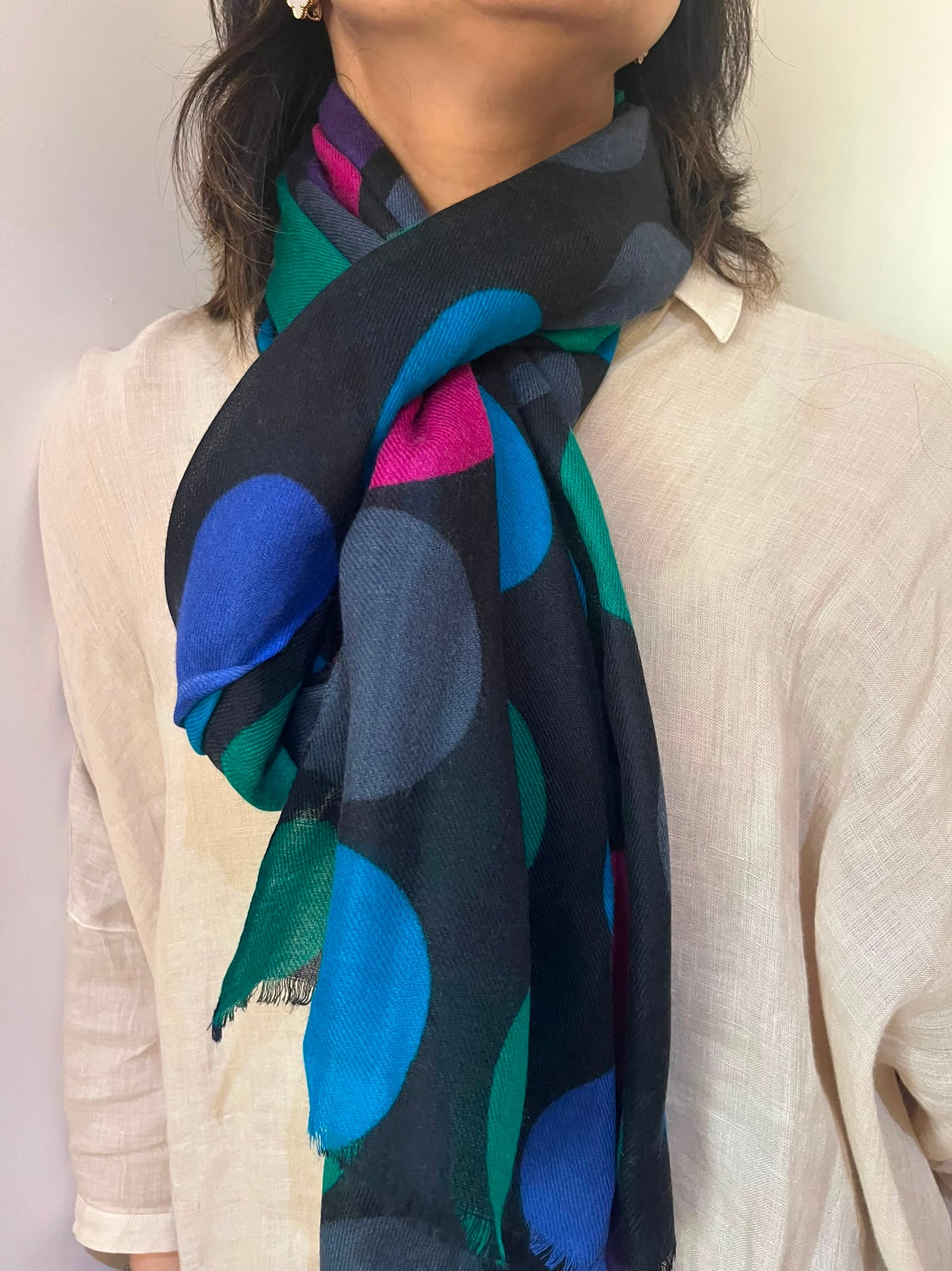 Hand painted Pashmina Wool dotted print Scarf/Shawl made by artisans