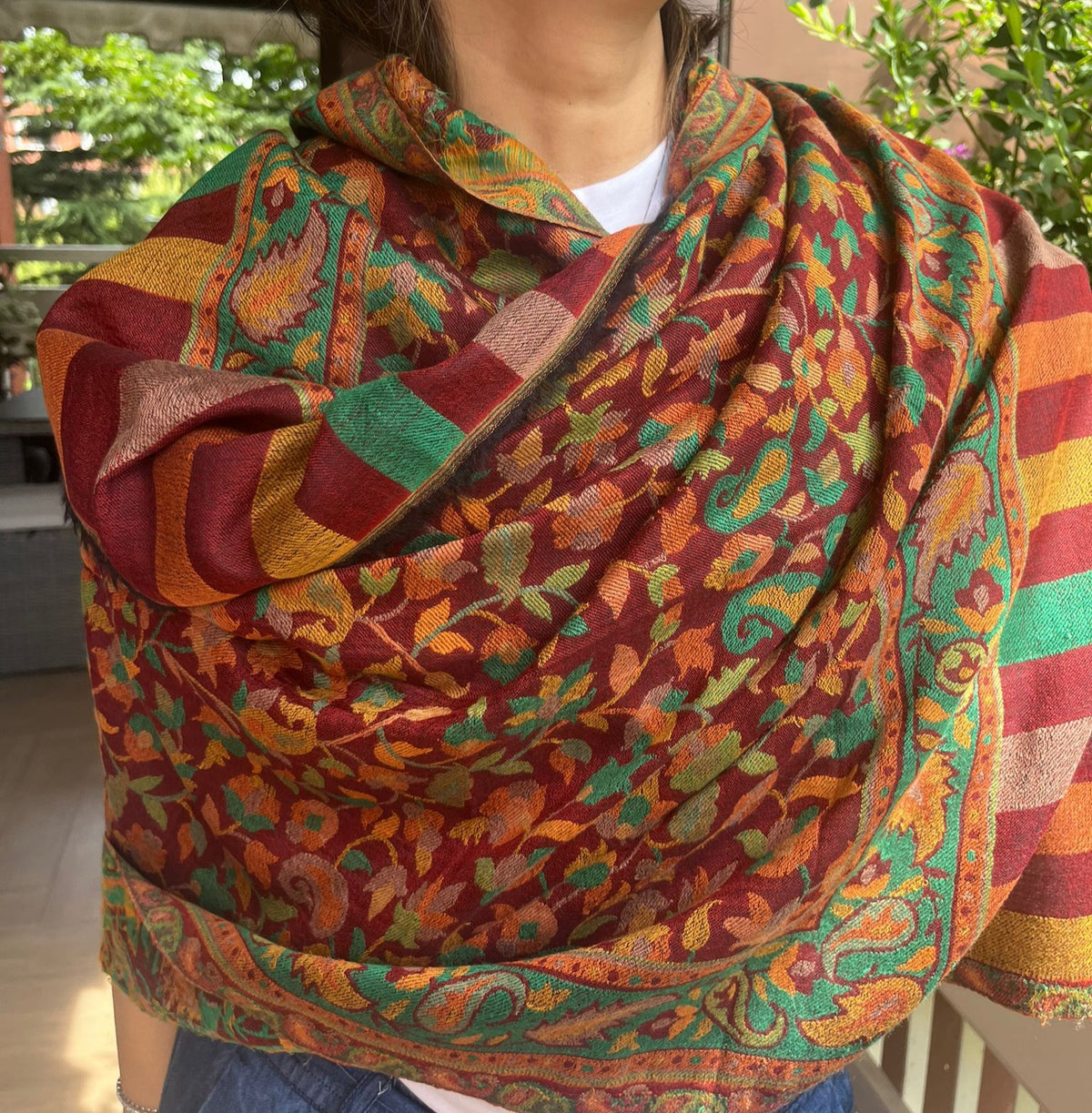 The Kani Empress: Handmade Kashmiri Embroidery Fine Wool Shawl