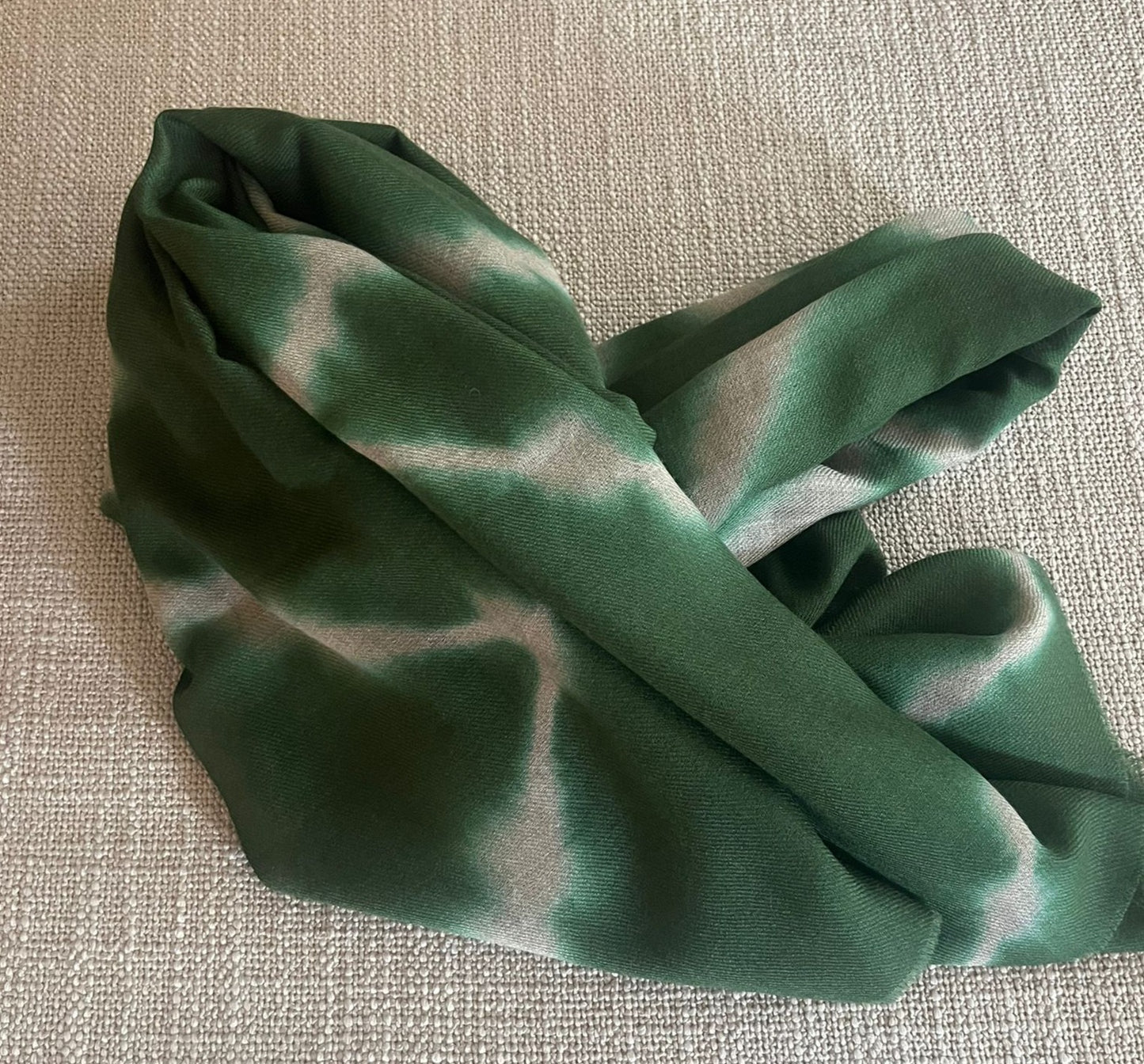 Olive Heritage: Cream & Green Woven Tie-and-Dye Pashmina Shawl