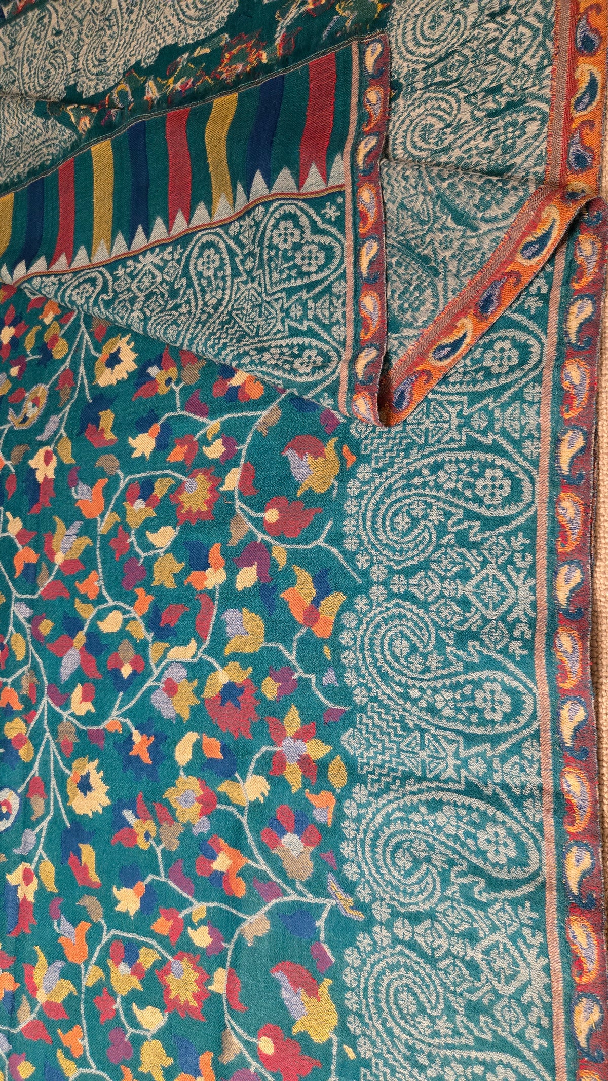 Artisan Made Kani Weave Paisley Shawl in Sea Green | Kashmiri Wool Pashmina-Style Scarf with Multicolour Flowers