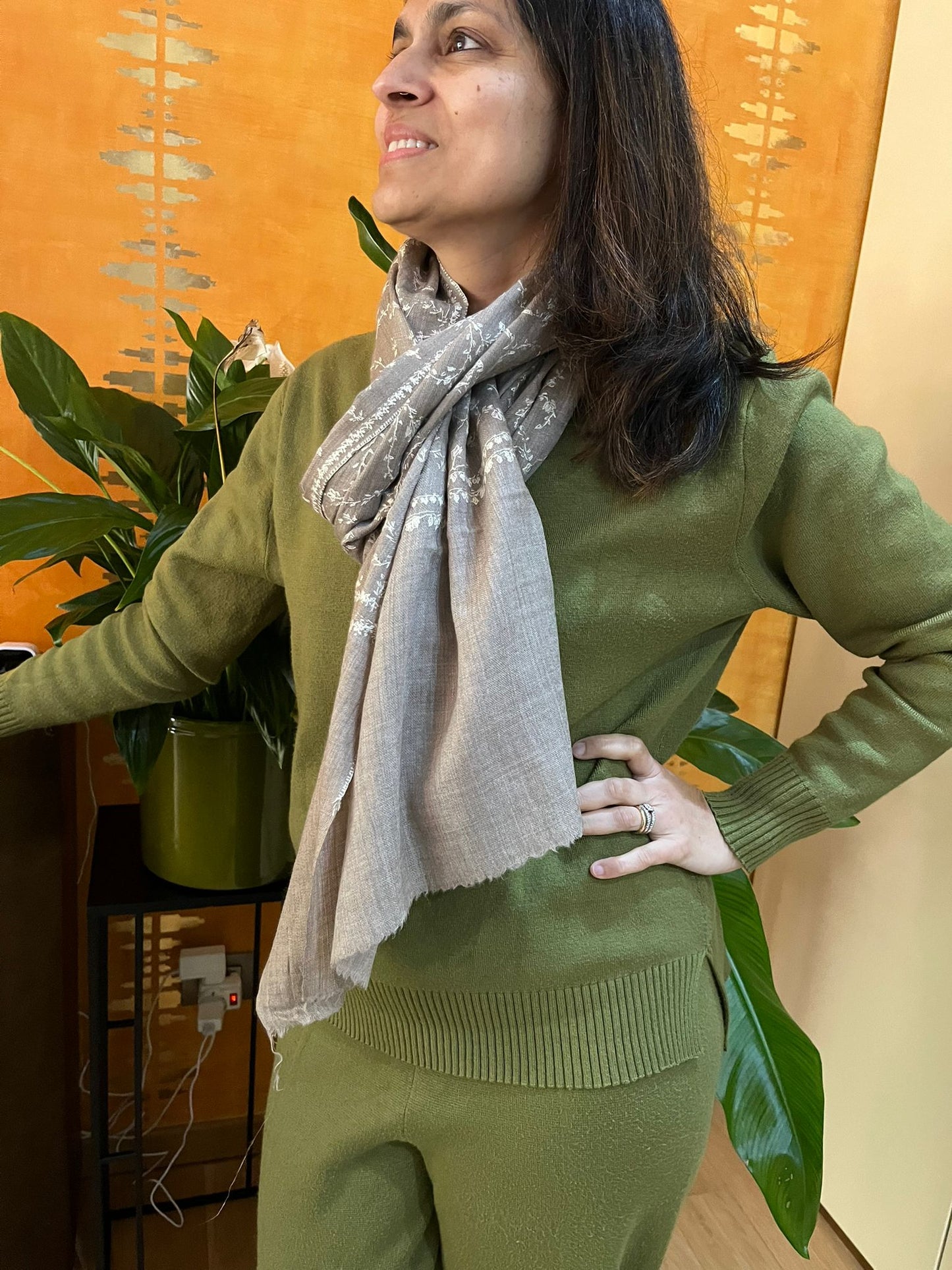 Silver Mist Kashmiri Sozni Wrap
