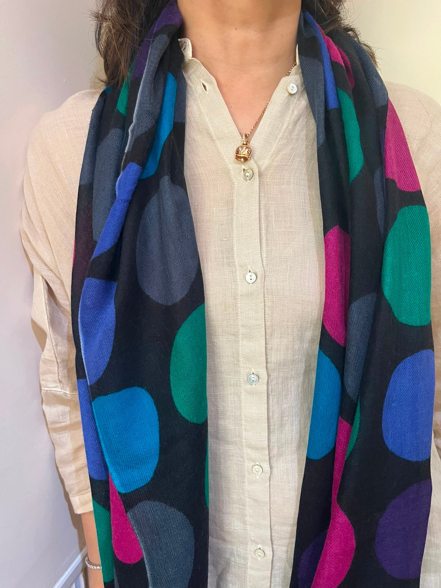 Hand painted Pashmina Wool dotted print Scarf/Shawl made by artisans
