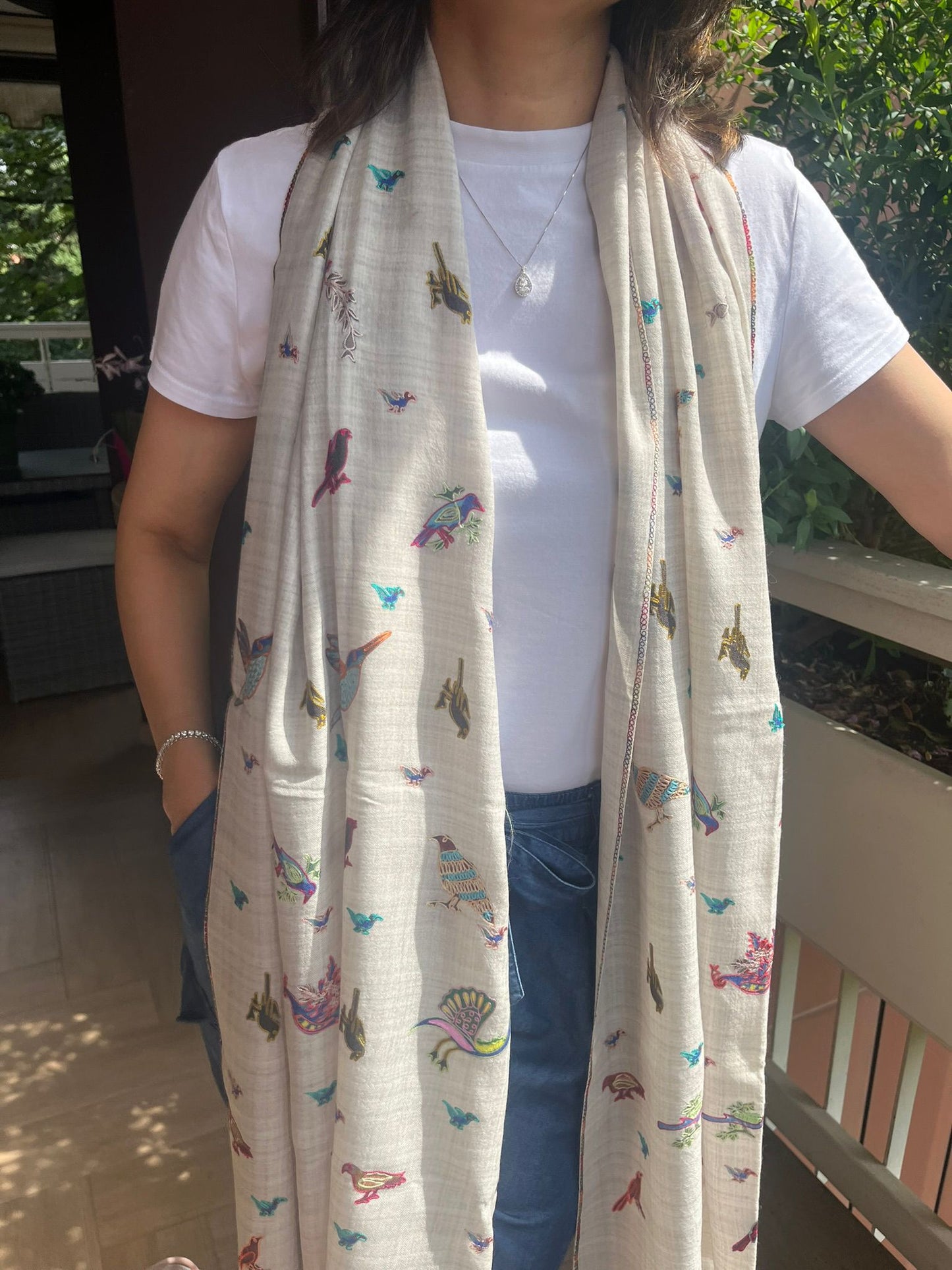 Ivory Sanctuary: Cream Fine Wool Shawl with Multicoloured Kashmiri Bird Motifs