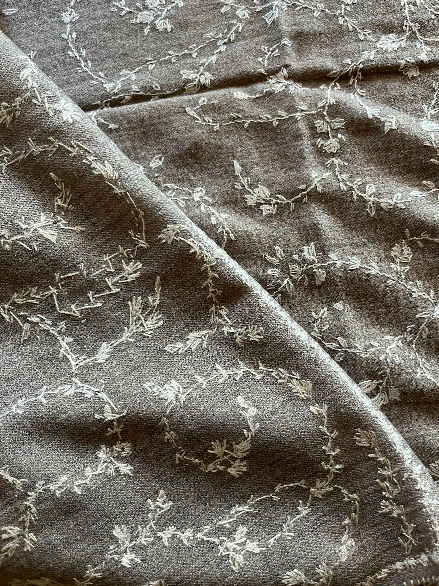 Silver Mist Kashmiri Sozni Wrap