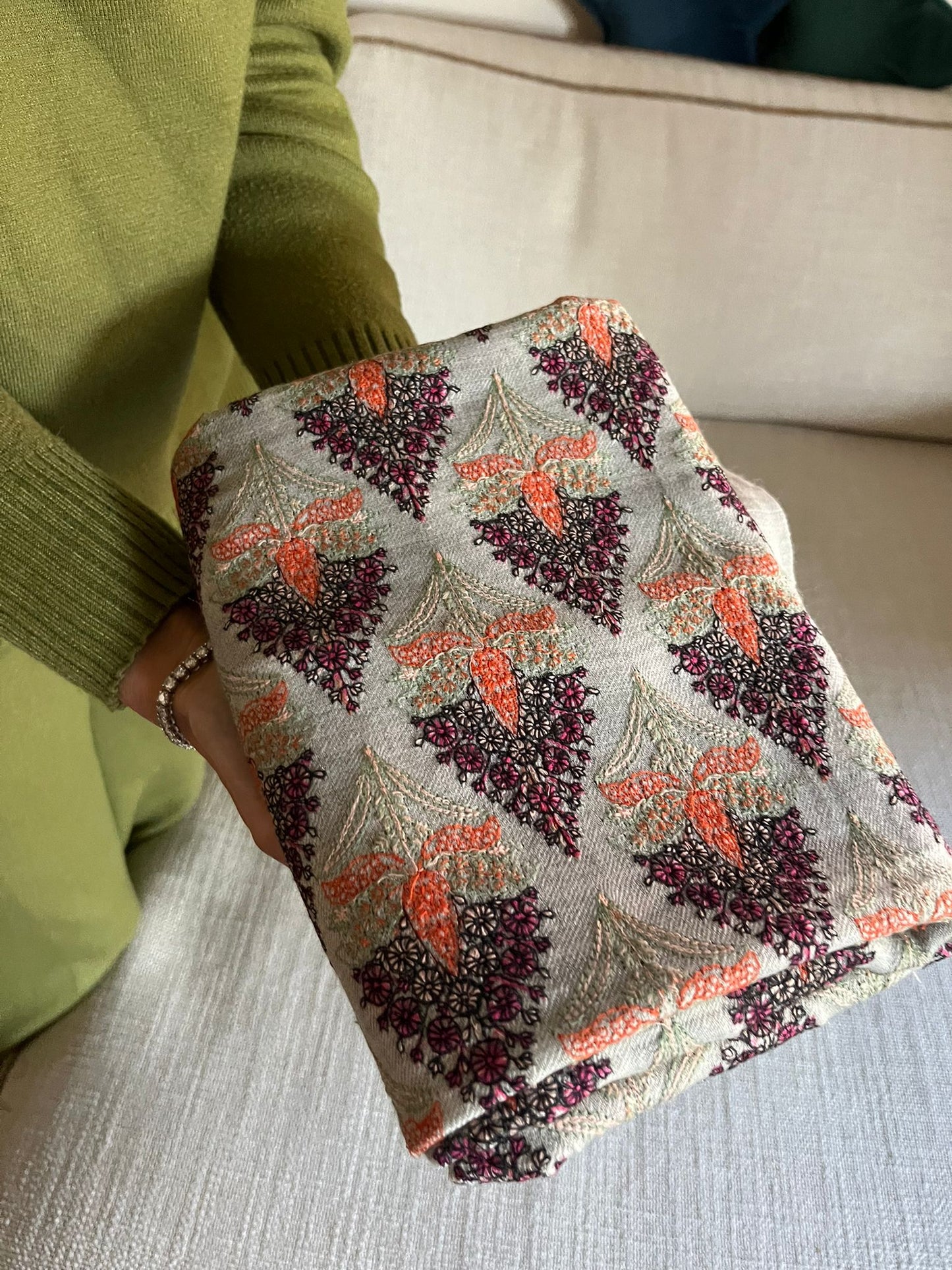 Handmade Kanni Weave Pashmina Shawl: Cashmere Wool Paisley Scarf