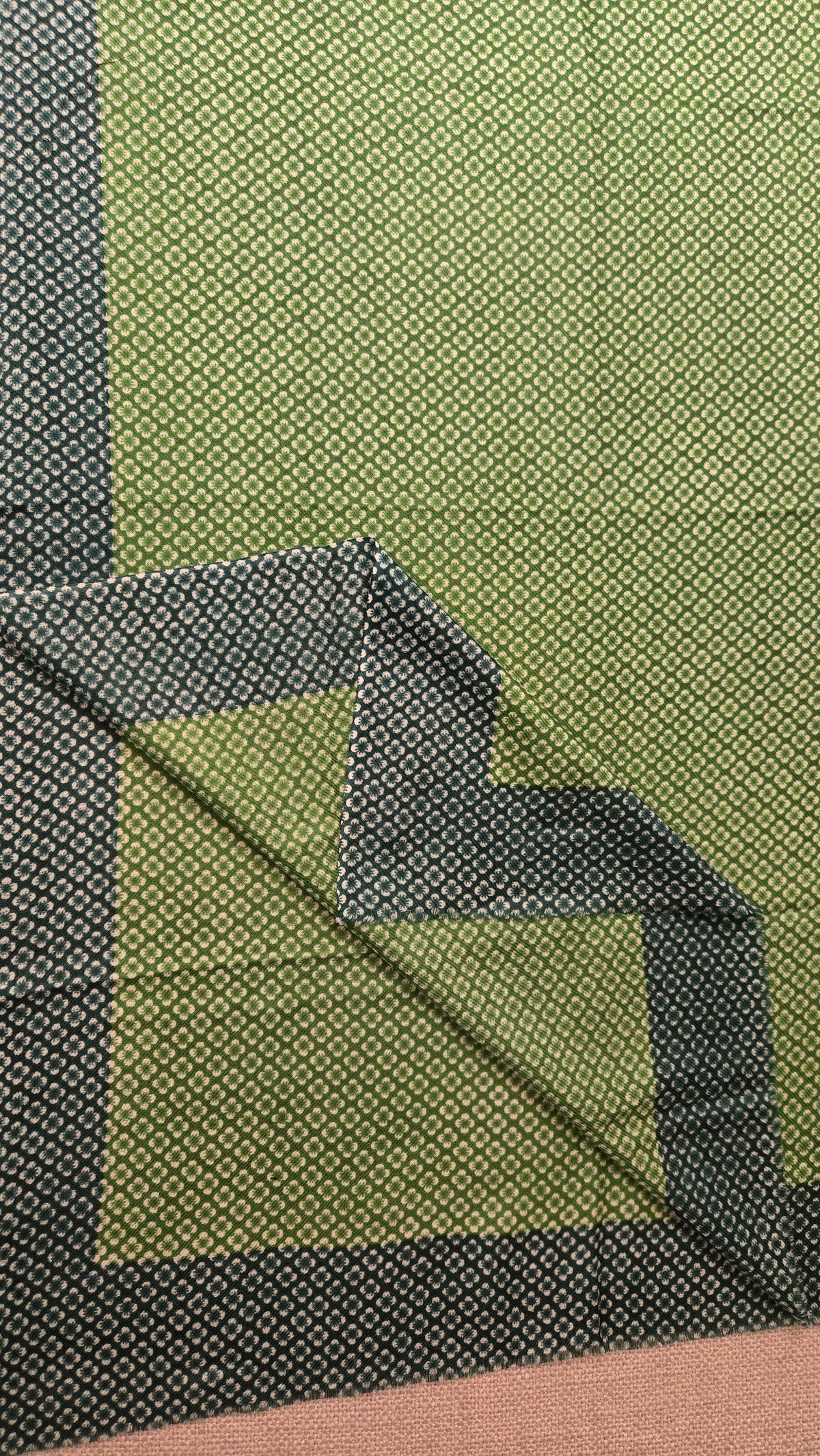 Soft semi Pashmina Wool  printed  Scarf/Semi Pashmina Printed Shawl in Vibrant Leaf Green | Soft Wool Check Print Scarf for Women made by artisans