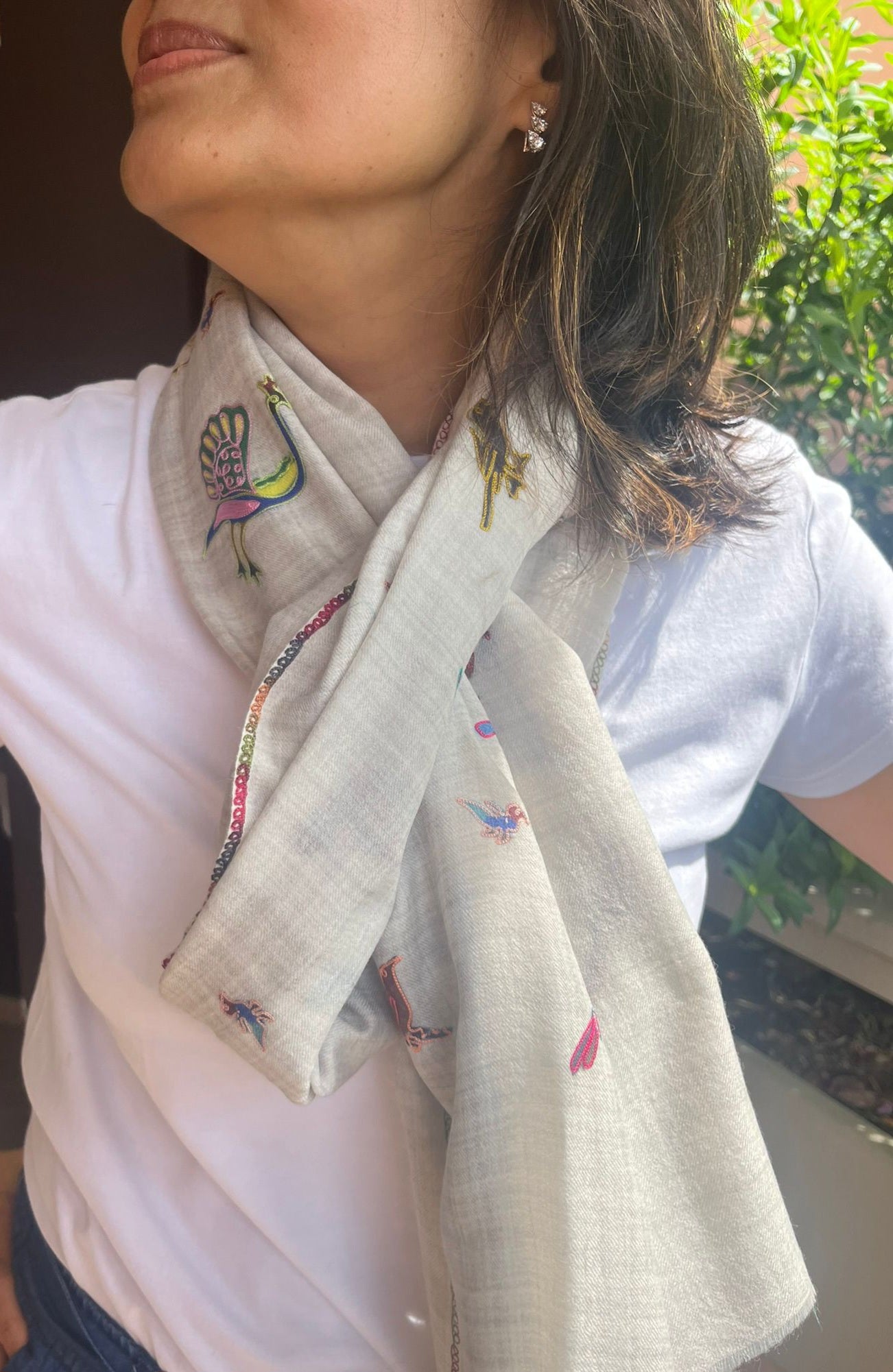 Ivory Sanctuary: Cream Fine Wool Shawl with Multicoloured Kashmiri Bird Motifs