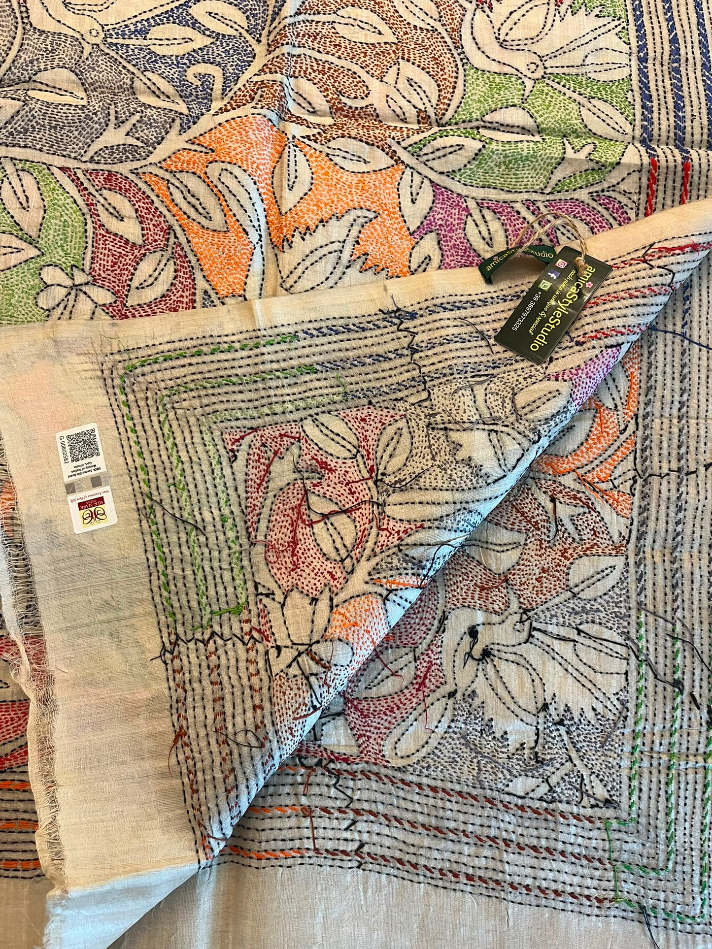 Hand-Embroidered Tusar Silk Stole: Hand-Painted Kantha Stitch